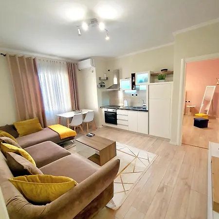 Apartment Silver Delijorgji Tirana